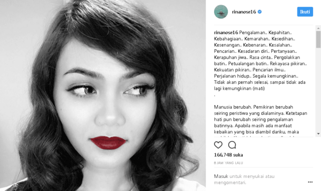 Rina Nose Pertontonkan Lepas Jilbab dan Gincu Merah di Instagram