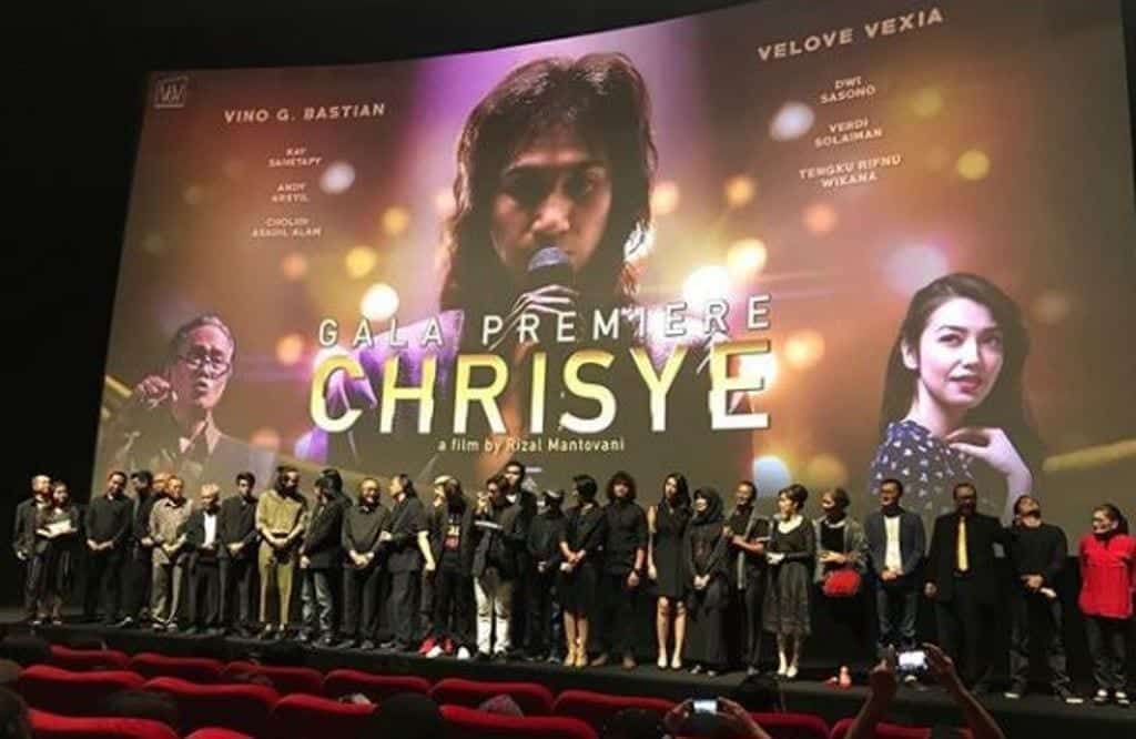 Film Chrisye Ungkap Proses Hijrah Sang Legenda