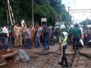 Pengendara Motor Keseret Kereta Rel Listrik Pengendara Motor Keseret Kereta Rel Listrik