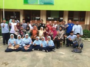 Satresnarkoba Polres Jakbar Sambangi Kampung Boncos, Begini Reaksi Warga Sekitar