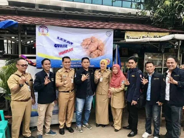 Kurangi Pengangguran, Karang Taruna Jaksel Berwirausaha Ayam Goreng