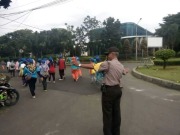 Kecamatan Kembangan Adakan Acara Fun Walk Kecamatan Kembangan Adakan Acara Fun Walk