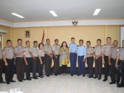 Berikan Pelayanan Terbaik, Bhabinkamtibmas Jajaran Polres Metro Jakarta Barat Mendapatkan Piagam Penghargaan