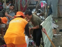 Lurah Kedoya Selatan Ajak Warga Kerja Bakti Massal