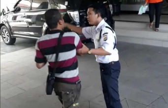 Sudin LH Diduga Pelihara Orang Tidak Waras
