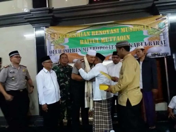 Kombes Hengki Resmikan Renovasi Musholla Baitul Muttaqin