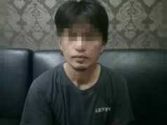 Mengedarkan Pil PCC Seorang Pria Diringkus Unit Narkoba Polsek Palmerah Mengedarkan Pil PCC Seorang Pria Diringkus Unit Narkoba Polsek Palmerah