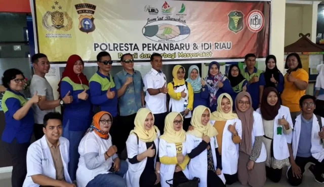 Hari Kartini, Polresta Pekanbaru Buka Kegiatan Bakti Sosial Kesehatan