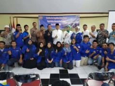 Kembangkan UKM, Karang Taruna Karet Kuningan Gelar Bazar Rakyat