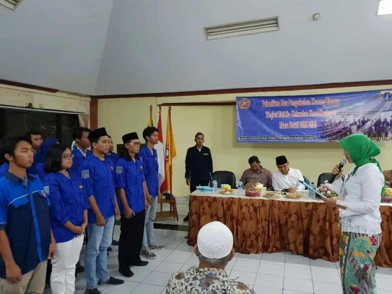 Kembangkan UKM, Karang Taruna Karet Kuningan Gelar Bazar Rakyat
