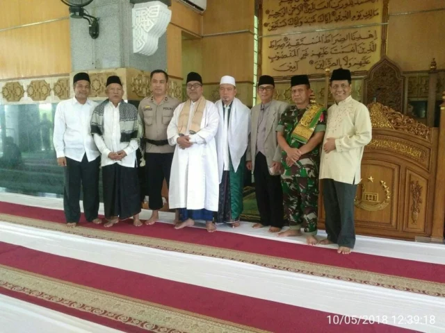 Jalin Komunikasi dengan Ulama, Danramil Kembangan Getol Kunjungi Masjid